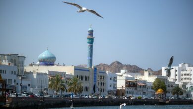 فرص دراسية متاحة في سلطنة عمان: اكتسب المعرفة والمهارات من خلال المنح الدراسية